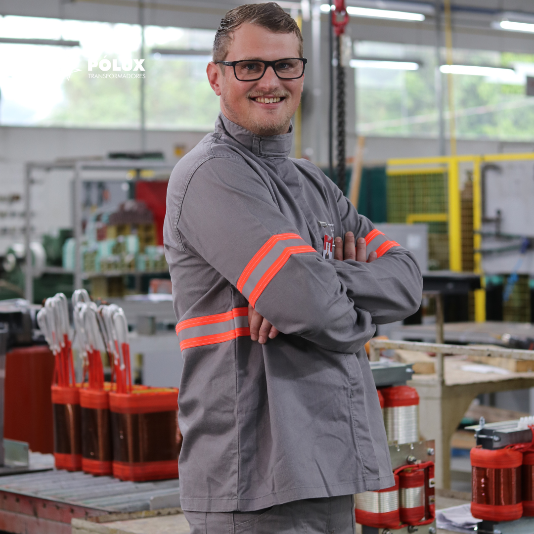 Transformadores monofásicos a seco em sistemas de telecomunicação