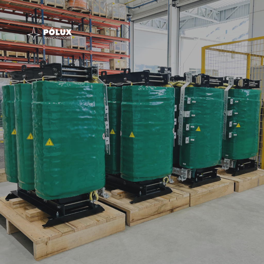Transformador trifásico a seco para expansão de data centers em ambientes urbanos